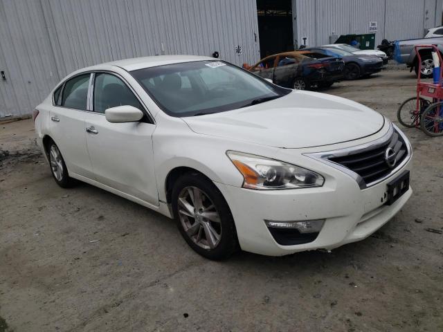 1N4AL3AP5DN409506 - 2013 NISSAN ALTIMA 2.5 WHITE photo 4