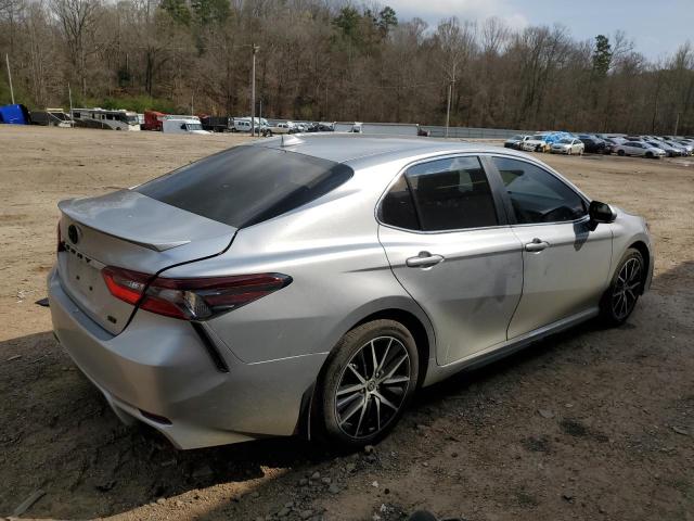 4T1T11AK3PU782390 - 2023 TOYOTA CAMRY SE NIGHT SHADE SILVER photo 3