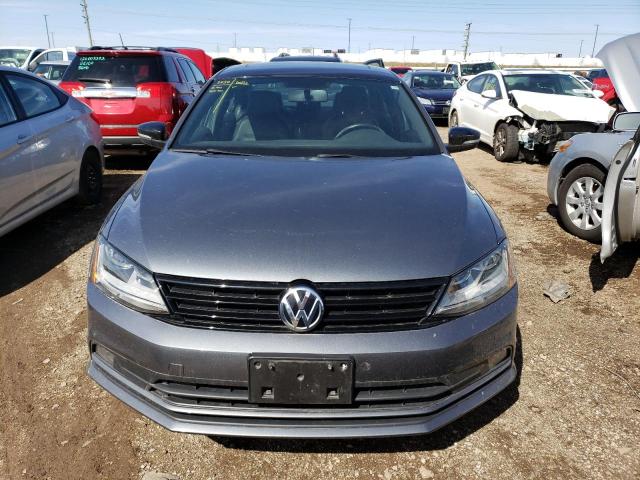 3VWD17AJ7JM211383 - 2018 VOLKSWAGEN JETTA SPORT GRAY photo 5