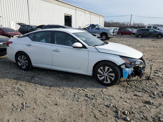 1N4BL4BV9NN329795 - 2022 NISSAN ALTIMA S WHITE photo 4