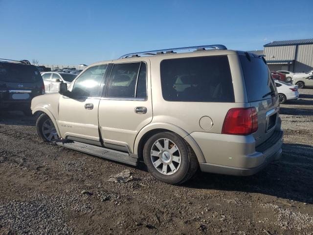 5LMFU27R24LJ05439 - 2004 LINCOLN NAVIGATOR SILVER photo 2