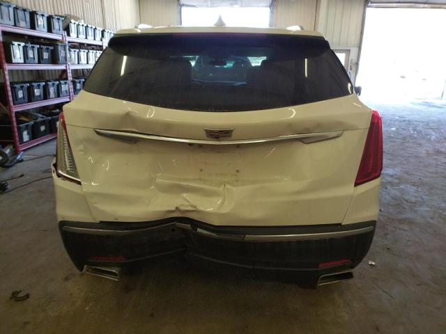 1GYKNBRS0HZ310208 - 2017 CADILLAC XT5 LUXURY WHITE photo 6