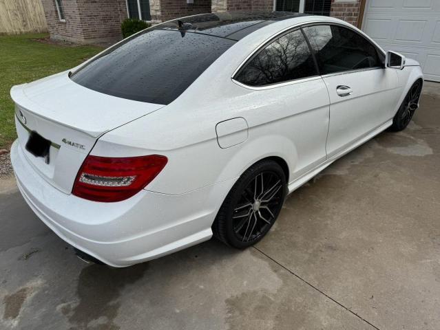 WDDGJ8JB2EG192746 - 2014 MERCEDES-BENZ C 350 4MATIC WHITE photo 4