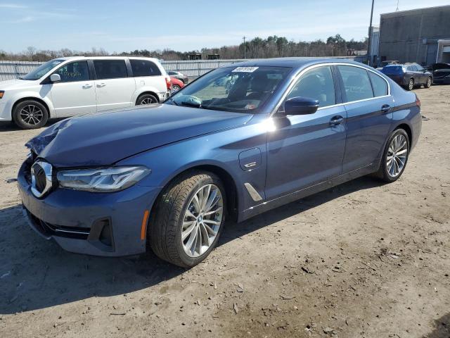 WBA33AG04PCM01525 - 2023 BMW 530XE BLUE photo 1