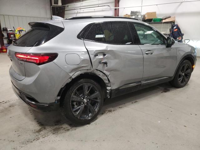LRBFZNR41PD057408 - 2023 BUICK ENVISION ESSENCE Արծաթագույն լուսանկար 3