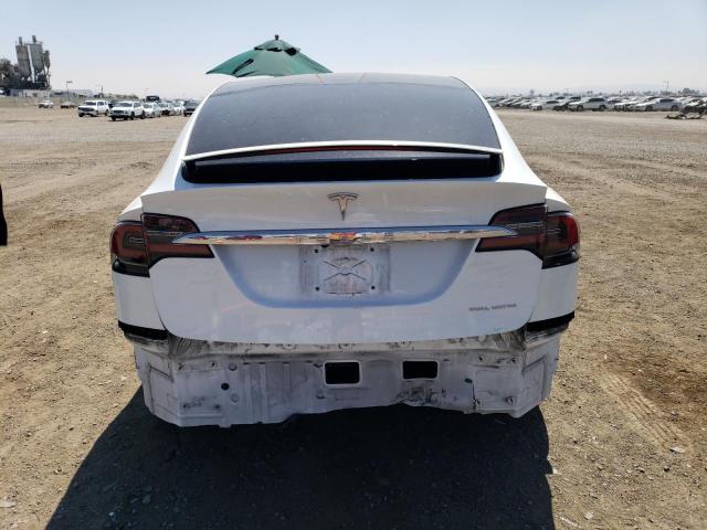 5YJXCDE28KF186754 - 2019 TESLA MODEL X WHITE photo 6