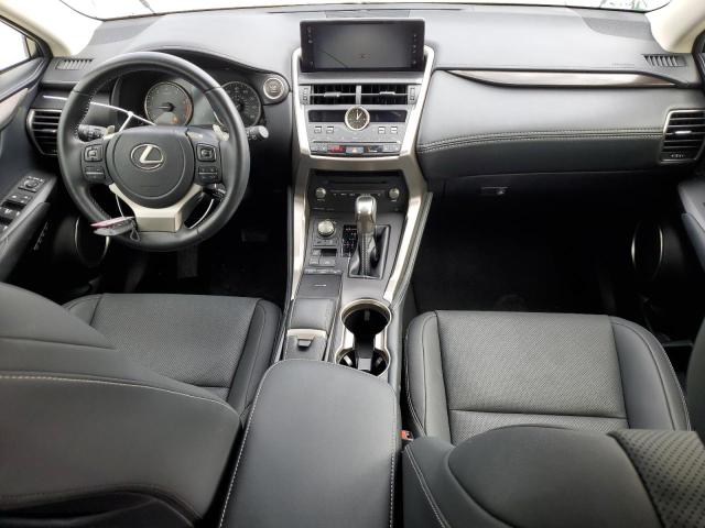 JTJGARBZ7M2183304 - 2021 LEXUS NX 300 BASE 银色 照片 8