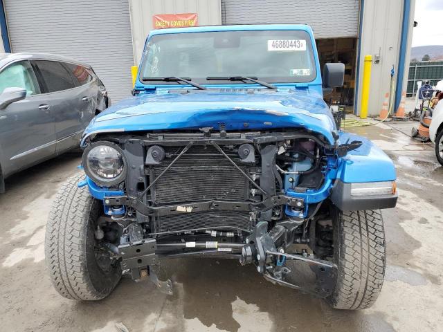 1C4HJXEG5PW627833 - 2023 JEEP WRANGLER SAHARA BLUE photo 5