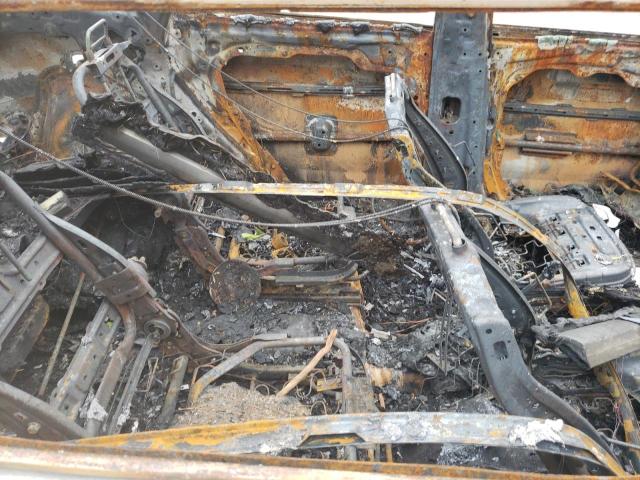 KM8SR4HF7HU211811 - 2017 HYUNDAI SANTA FE SE ULTIMATE BURN photo 11