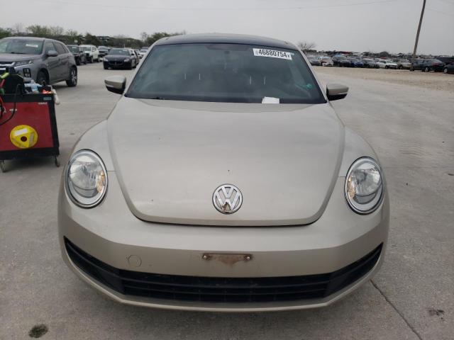 3VWHX7AT7DM673254 - 2013 VOLKSWAGEN BEETLE BEIGE photo 5