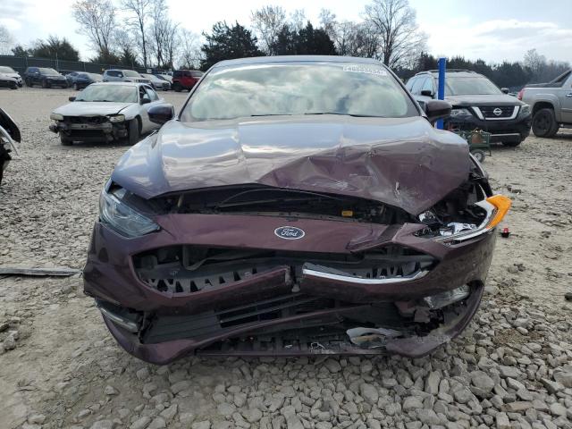 3FA6P0H73HR194256 - 2017 FORD FUSION SE MAROON photo 5