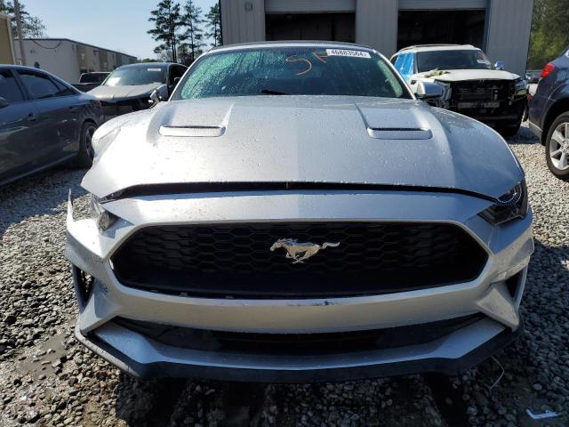 1FATP8UH2J5139094 - 2018 FORD MUSTANG SILVER photo 5