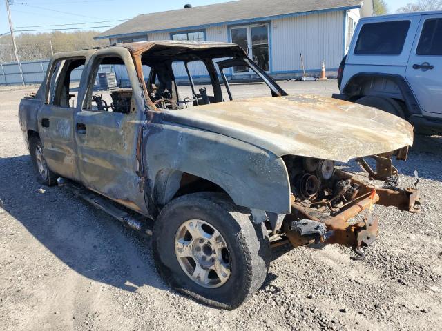 3GNEC12T24G121891 - 2004 CHEVROLET AVALANCHE C1500 BURN photo 4