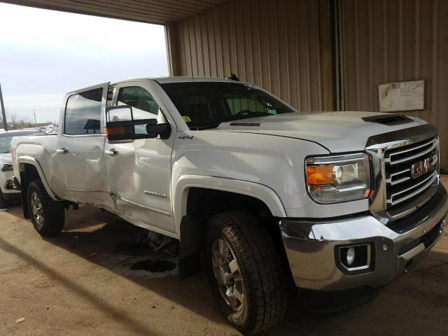 1GT42XEY7HF111883 - 2017 GMC SIERRA K3500 SLT WHITE photo 4