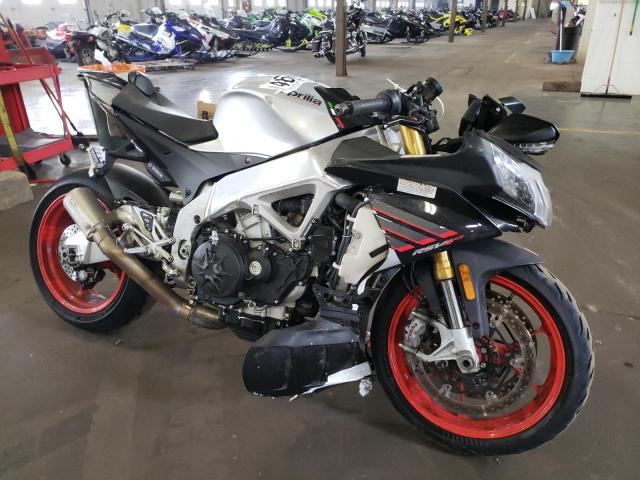 ZD4KEU001KS001851 - 2019 APRILIA RSV4 RR SILVER photo 1