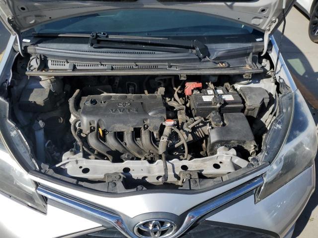 VNKKTUD33GA069644 - 2016 TOYOTA YARIS L SILVER photo 11