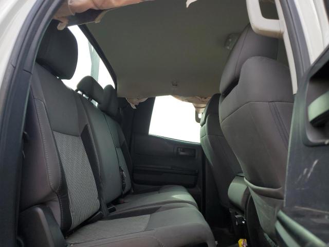 5TFRM5F19FX084408 - 2015 TOYOTA TUNDRA DOUBLE CAB SR/SR5 WHITE photo 10