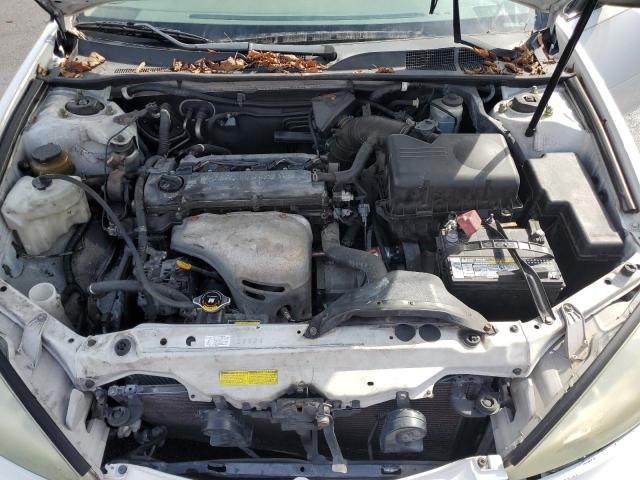 4T1BE32K74U368650 - 2004 TOYOTA CAMRY LE WHITE photo 11