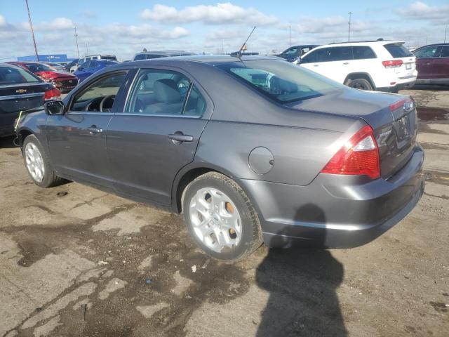 3FAHP0HA2BR334535 - 2011 FORD FUSION SE GRAY photo 2