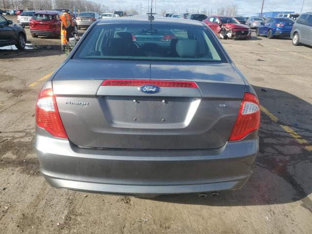 3FAHP0HA2BR334535 - 2011 FORD FUSION SE GRAY photo 6