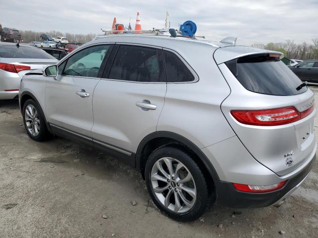 5LMCJ1A94FUJ05633 - 2015 LINCOLN MKC SILVER photo 2