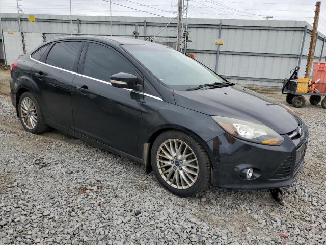 1FADP3J20EL219762 - 2014 FORD FOCUS TITANIUM BLACK photo 4