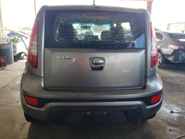 KNDJT2A50D7614349 - 2013 KIA SOUL GRAY photo 6