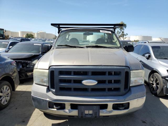 1FTNF20586EB18790 - 2006 FORD F250 SUPER DUTY BROWN photo 5