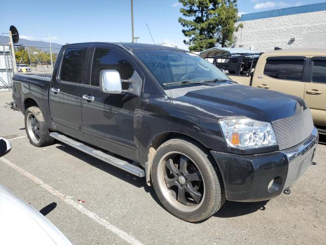 1N6AA07AX7N203360 - 2007 NISSAN TITAN XE BLACK photo 4