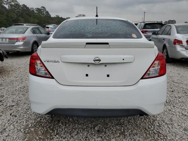 3N1CN7AP4HL819338 - 2017 NISSAN VERSA S WHITE photo 6