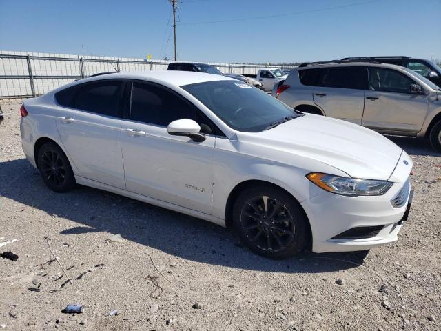 3FA6P0LUXHR336650 - 2017 FORD FUSION SE HYBRID WHITE photo 4