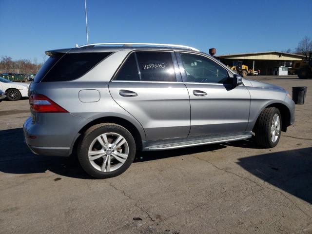 4JGDA5HBXDA152879 - 2013 MERCEDES-BENZ ML 350 4MATIC SILVER photo 3