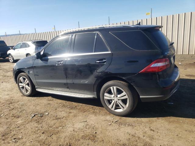 4JGDA5HB4CA090796 - 2012 MERCEDES-BENZ ML 350 4MATIC BLACK photo 2