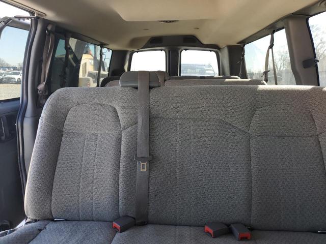 1GAZGPFG6K1288418 - 2019 CHEVROLET EXPRESS G3 LT Weiß Foto 10