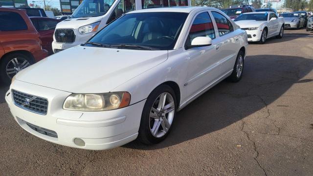 YV1RS592662552984 - 2006 VOLVO S60 2.5T WHITE photo 2