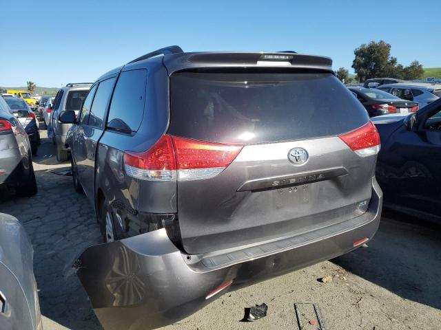 5TDYK3DC6CS226743 - 2012 TOYOTA SIENNA XLE GRAY photo 2