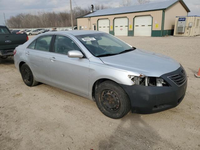 4T4BE46K17R002077 - 2007 TOYOTA CAMRY CE SILVER photo 4