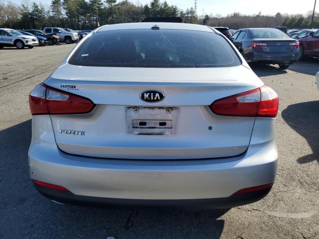 KNAFK4A68E5193505 - 2014 KIA FORTE LX SILVER photo 6