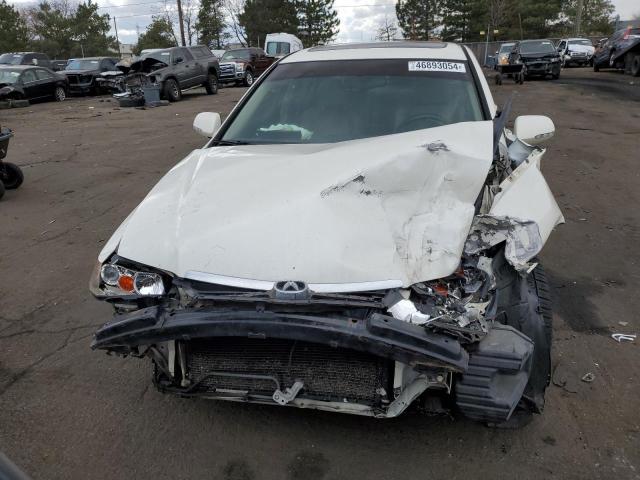 JH4CL96805C026575 - 2005 ACURA TSX WHITE photo 5