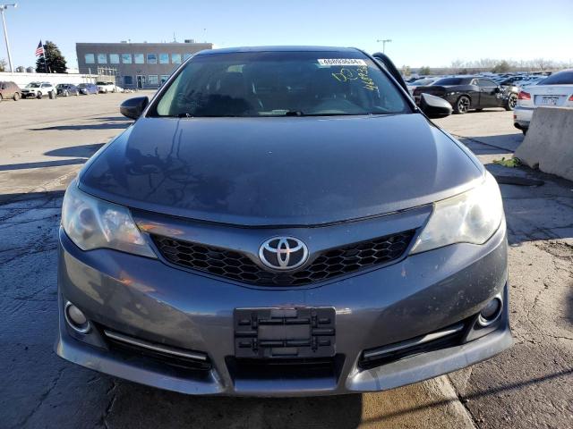 4T1BF1FK3CU136203 - 2012 TOYOTA CAMRY BASE GRAY photo 5