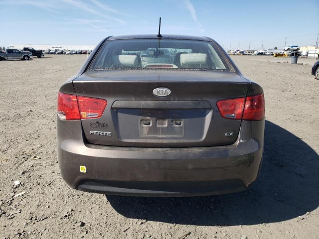 KNAFU4A2XD5739534 - 2013 KIA FORTE EX BROWN photo 6