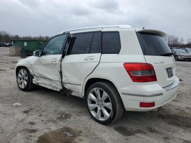 WDCGG8HB9BF618166 - 2011 MERCEDES-BENZ GLK 350 4MATIC WHITE photo 2