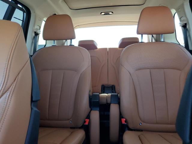 5UXCX4C54KLS38649 - 2019 BMW X7 XDRIVE50I WHITE photo 10