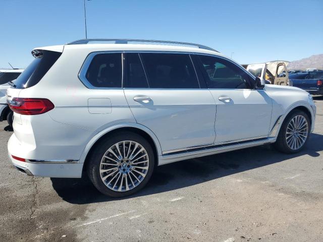 5UXCX4C54KLS38649 - 2019 BMW X7 XDRIVE50I WHITE photo 3