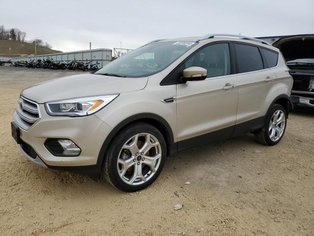 1FMCU9J9XJUD15705 - 2018 FORD ESCAPE TITANIUM BEIGE photo 1