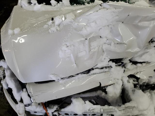 1FMCU9JXXFUC09888 - 2015 FORD ESCAPE TITANIUM WHITE photo 11