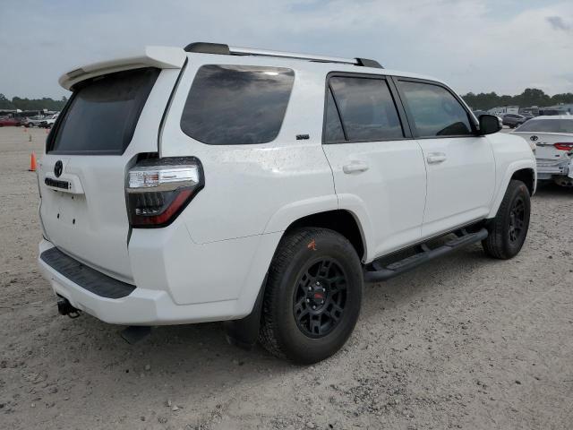 JTEBU5JRXL5813954 - 2020 TOYOTA 4RUNNER SR5/SR5 PREMIUM WHITE photo 3