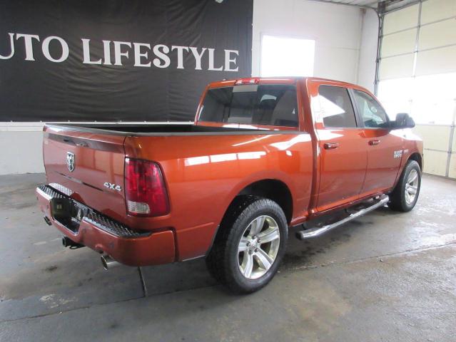 1C6RR7MT4DS614058 - 2013 RAM 1500 SPORT RED photo 4