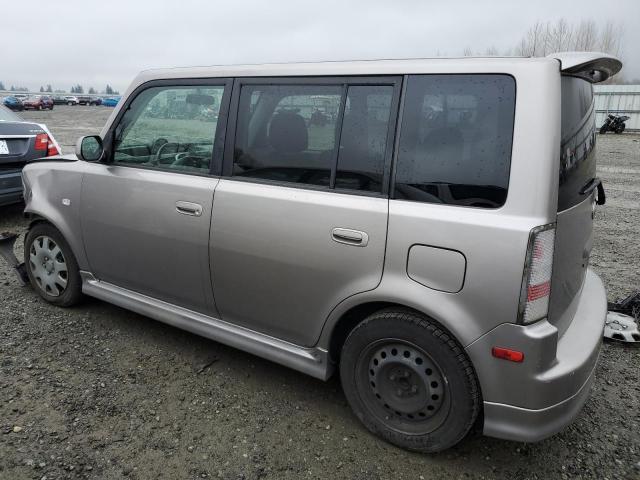 JTLKT324040157250 - 2004 TOYOTA SCION XB 银色 照片 2