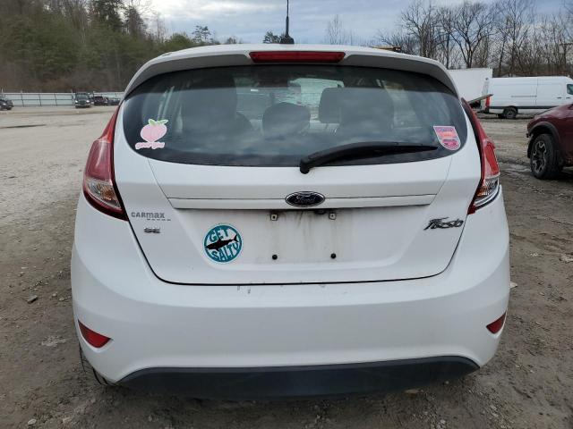 3FADP4EJ0JM127566 - 2018 FORD FIESTA SE WHITE photo 6